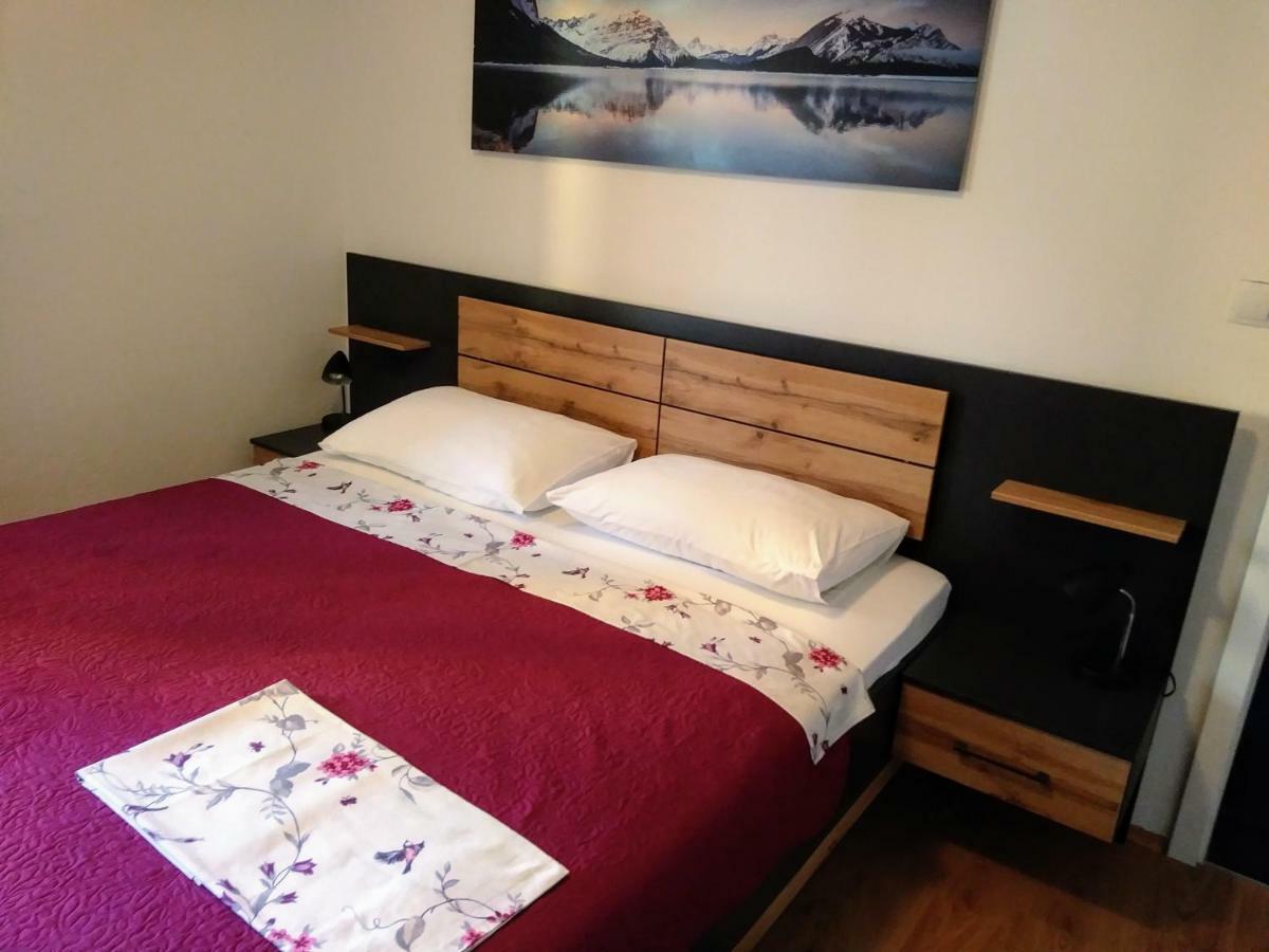 Apartments Mira Biograd Na Moru Zewnętrze zdjęcie