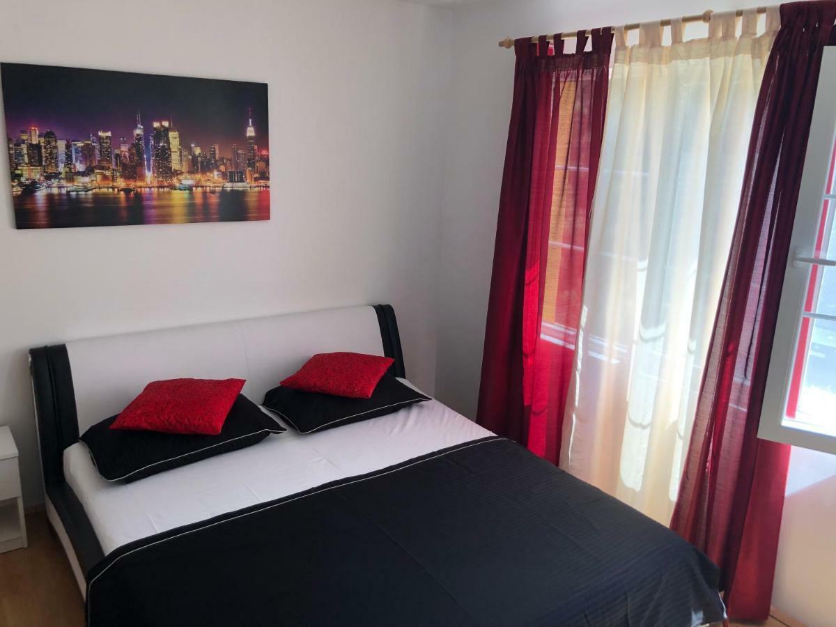 Apartments Mira Biograd Na Moru Zewnętrze zdjęcie