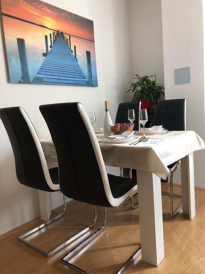 Apartments Mira Biograd Na Moru Zewnętrze zdjęcie