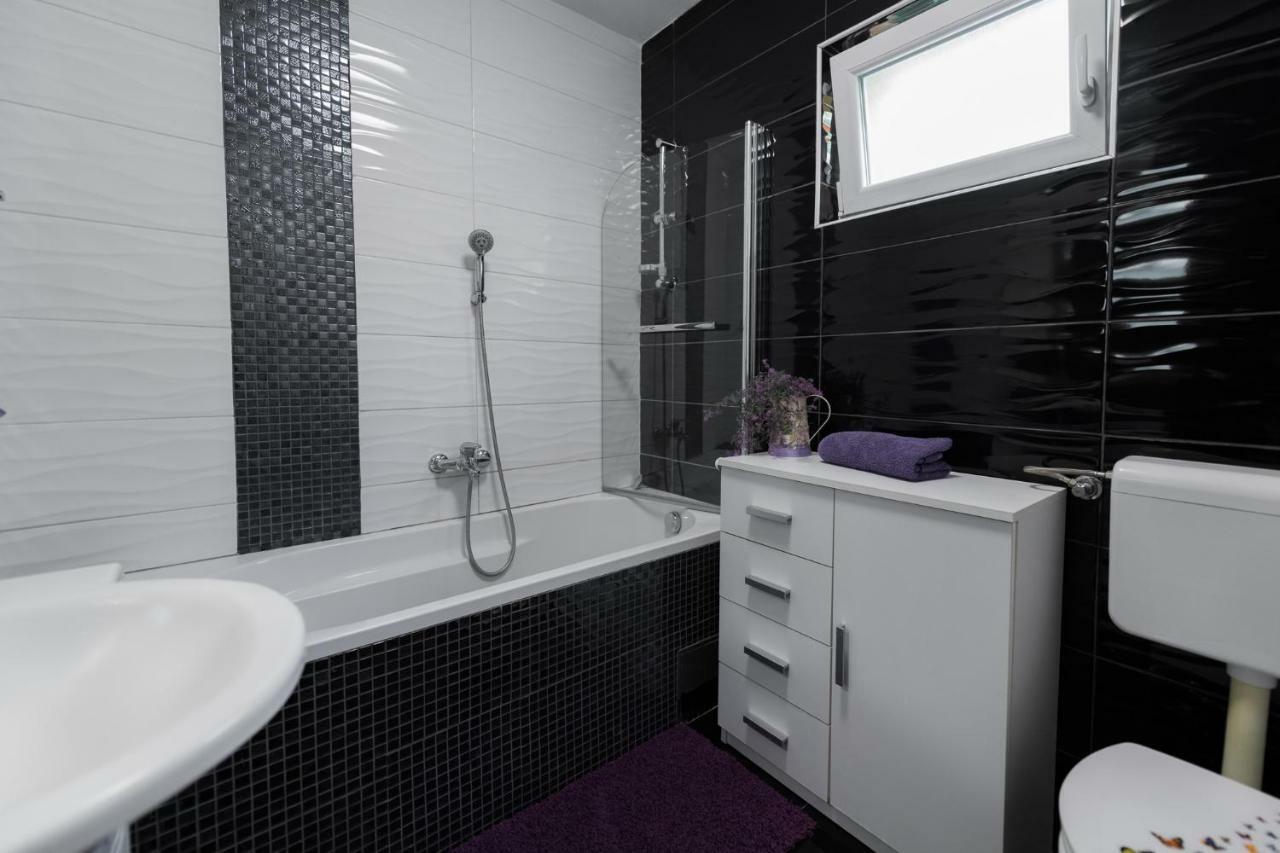 Apartments Mira Biograd Na Moru Zewnętrze zdjęcie